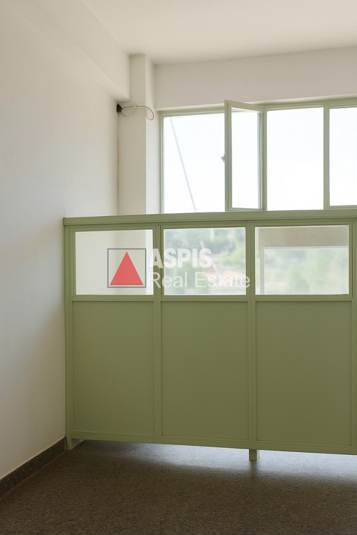 Κατάστημα 213 τ.μ. προς ενοικίαση, Ραφήνα