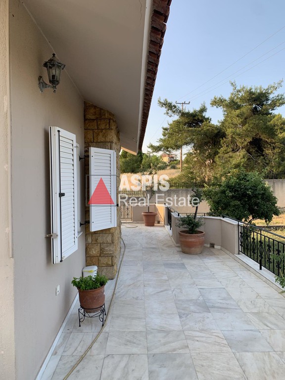 Μεζονέτα 260 τ.μ. πρός ενοικίαση, Αττική - Υπόλοιπο, Κ. Καπανδριτίου