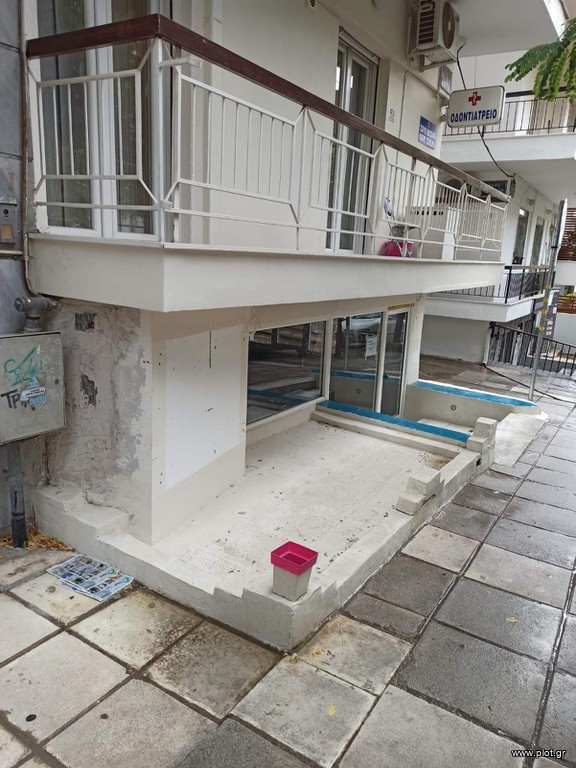 Κατάστημα 105 τ.μ. προς πώληση, Άνω Τούμπα