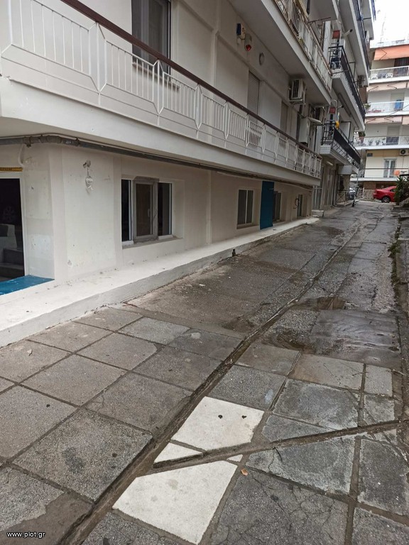 Κατάστημα 105 τ.μ. προς πώληση, Άνω Τούμπα
