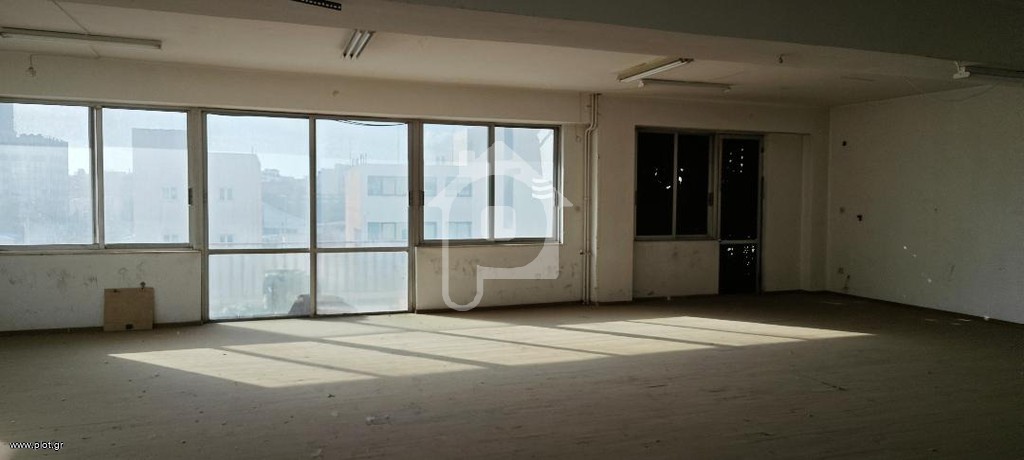 Αίθουσα 136 τ.μ. προς ενοικίαση, Κέντρο Πειραιά