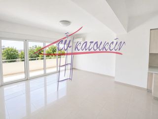 Διαμέρισμα 81 τ.μ. για πώληση, Πειραιάς, Καμίνια-thumb-5