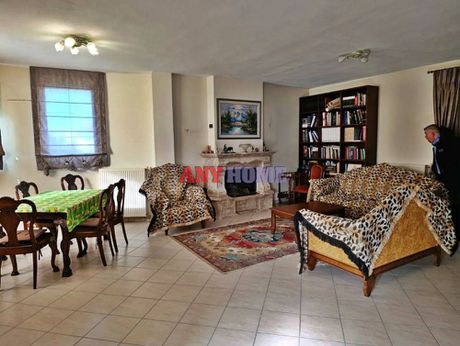 Maisonette 200 sqm for rent
