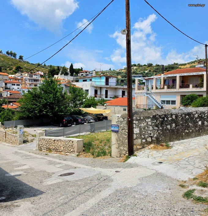 Οικόπεδο 220 τ.μ. προς πώληση, Κέντρο Λίμνης