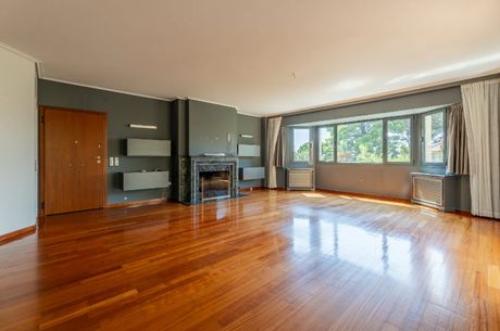 Apartment 184 sqm for rent