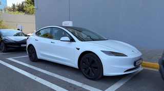 Tesla Model 3 2026 Long Range RWD