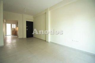 Διαμέρισμα 72 τ.μ. για πώληση, Πειραιάς, Αγία Σοφία-thumb-2