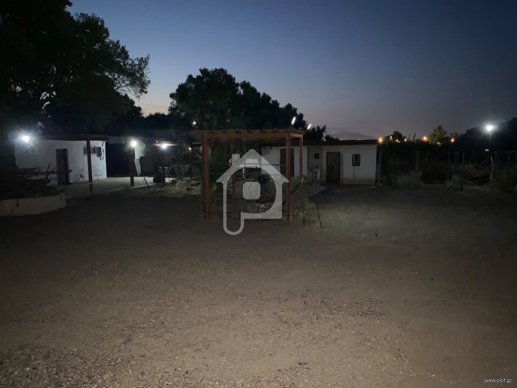 Οικόπεδο 2.500 τ.μ. προς ενοικίαση, Κέντρο Κορωπίου