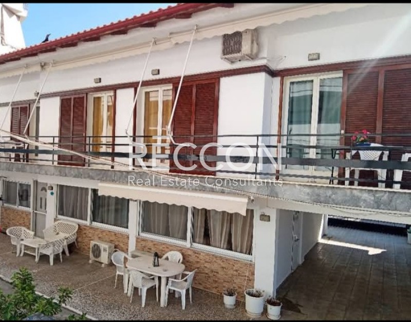 Κτίριο 205 τ.μ. προς πώληση, Κέντρο Καμένων Βούρλων