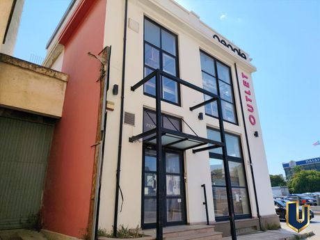 Business bulding 380 sqm for sale