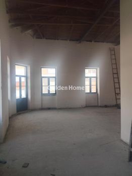 Γραφείο 160 τ.μ. προς ενοικίαση
