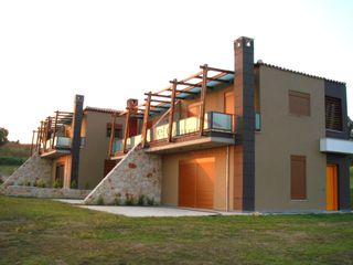 Συγκρότημα διαμερισμάτων 720 τ.μ. για πώληση, Χαλκιδική, Κασσάνδρα-thumb-1