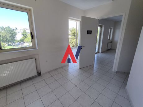 Γραφείο 80 τ.μ. πρός ενοικίαση