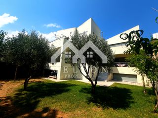 Διαμέρισμα 212 τ.μ. πρός ενοικίαση