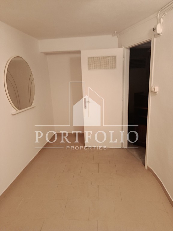 Αποθήκη 12,50 τ.μ. για ενοικίαση, Πειραιάς, Αγία Σοφία