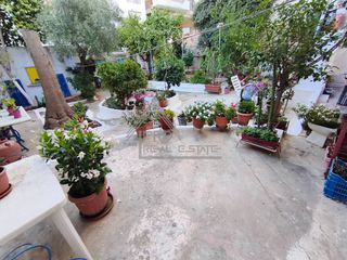Κτίριο 250 τ.μ. για πώληση, Πειραιάς, Αγία Σοφία-thumb-32