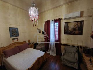 Κτίριο 250 τ.μ. για πώληση, Πειραιάς, Αγία Σοφία-thumb-8