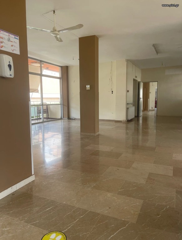 Επιχειρηματικό κτίριο 1.140 τ.μ. πρός ενοικίαση, Αττική - Υπόλοιπο, Μαρκόπουλο