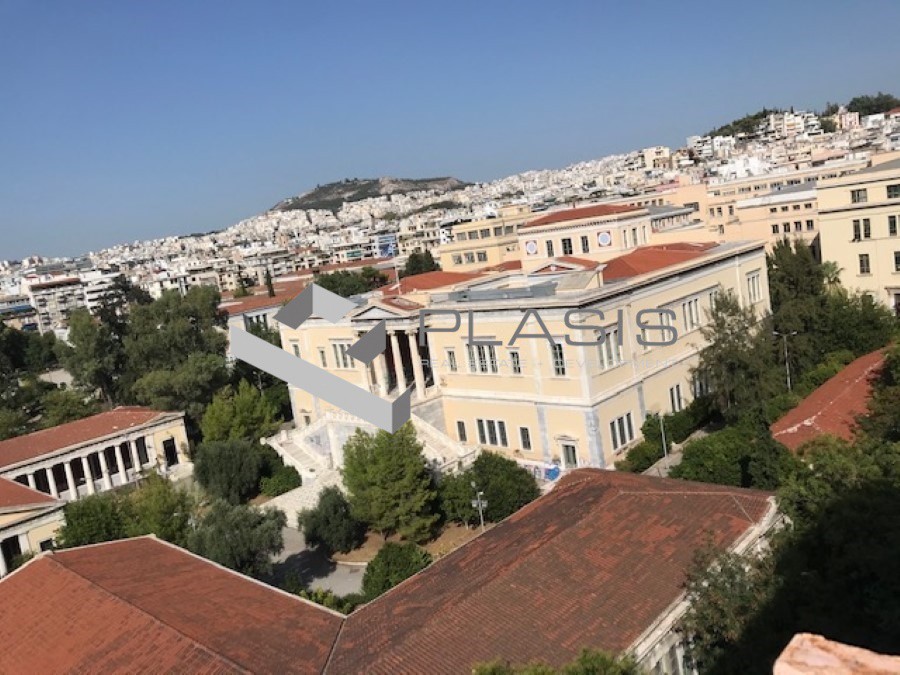 Επιχειρηματικό κτίριο 1.700 τ.μ. προς πώληση, Εξάρχεια