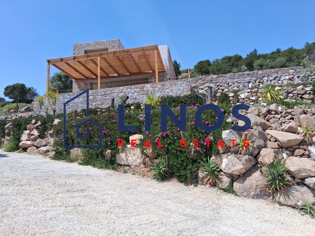 Βίλλα 130 τ.μ. πρός πώληση, Νησιά Αργοσαρωνικού, Αίγινα