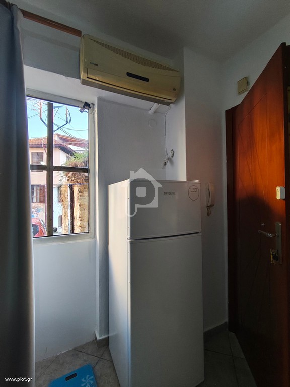 Studio / γκαρσονιέρα 30 τ.μ. προς ενοικίαση, Άνω Πόλη