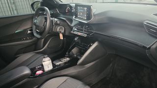Peugeot 2008 2023 2008-thumb-13