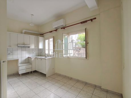 Studio / γκαρσονιέρα 21 τ.μ. πρός ενοικίαση