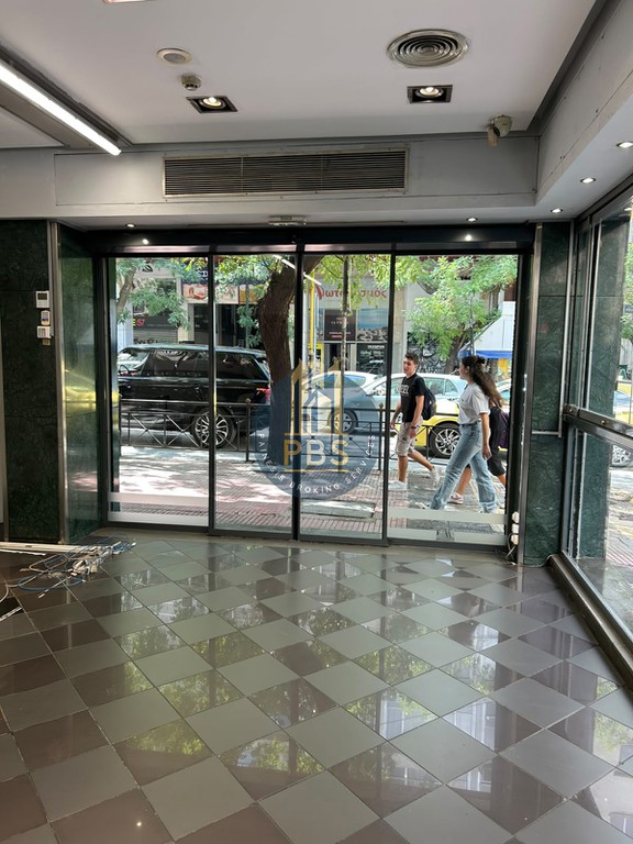 Κατάστημα 155 τ.μ. προς ενοικίαση, Εξάρχεια - Νεάπολη