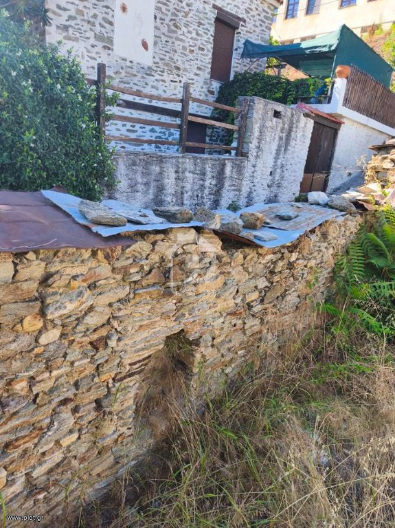 Οικόπεδο 180 τ.μ. πρός πώληση, Μαγνησία, Αγριά