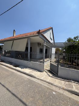 Μονοκατοικία 100 τ.μ. πρός πώληση