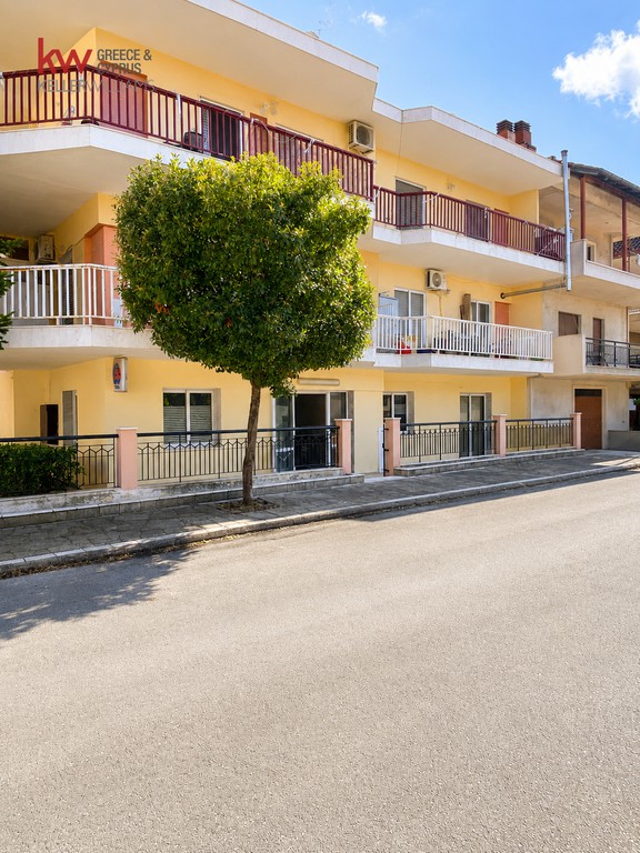 Κατάστημα 62 τ.μ. πρός ενοικίαση, Θεσσαλονίκη - Υπόλ. Νομού, Μάδυτος
