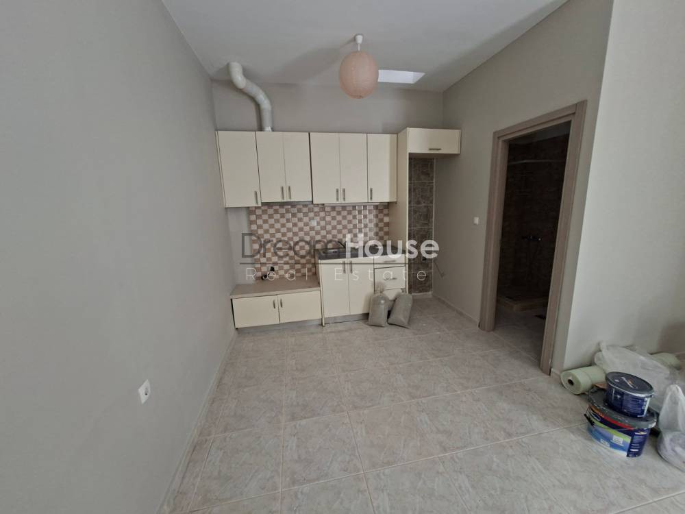 Studio / γκαρσονιέρα 30 τ.μ. προς ενοικίαση, Φρούριο Πάτρας