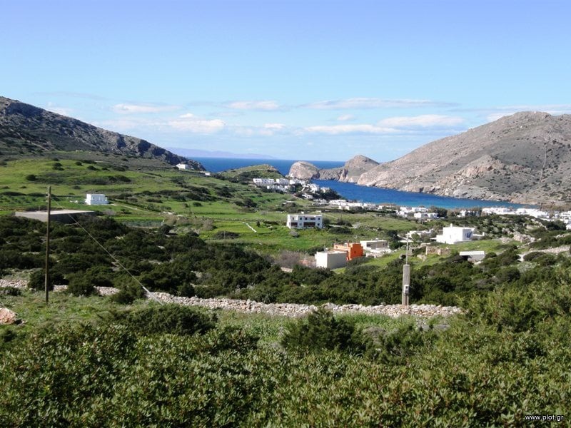 Οικόπεδο 13.600 τ.μ. προς πώληση, Άνω Σύρος