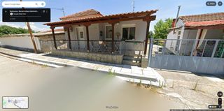 Ζητείται τεχνίτης στεγών για ανακατασκευή κεραμοσκεπής.