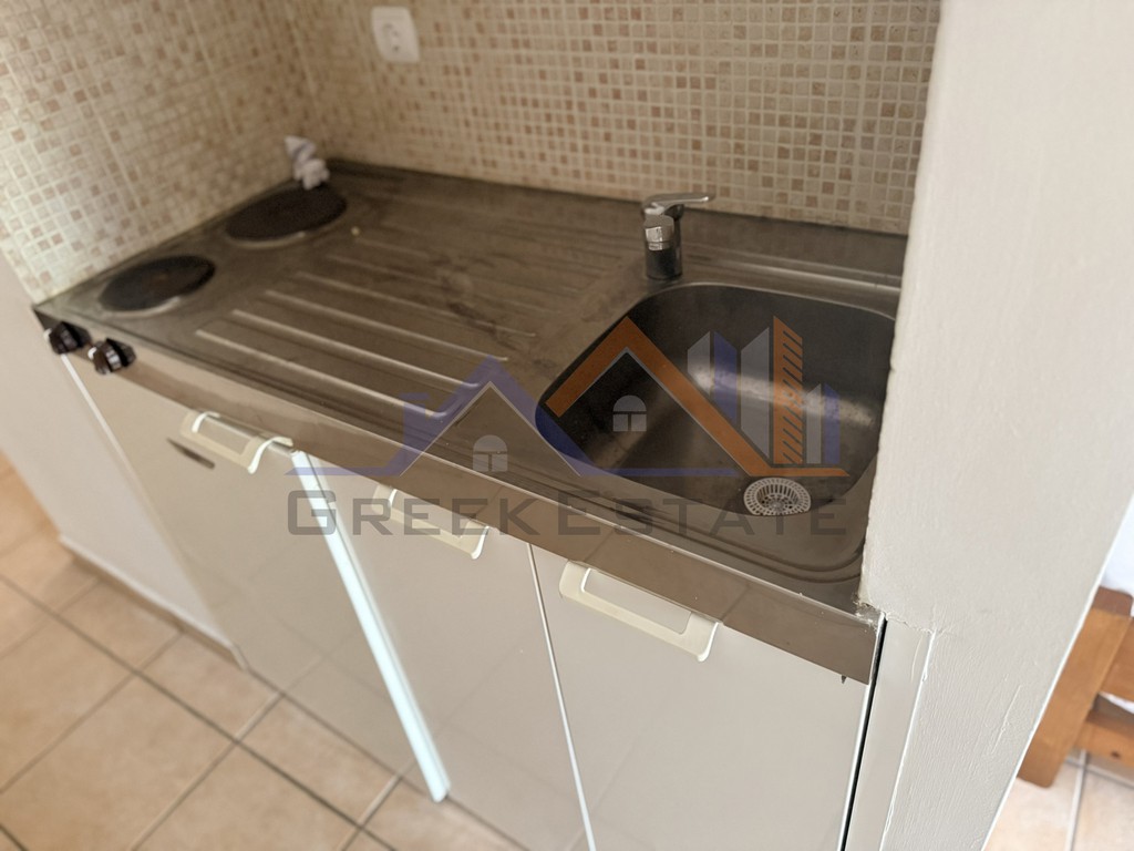 Studio / γκαρσονιέρα 30 τ.μ. προς ενοικίαση, Νέο Σιράκο