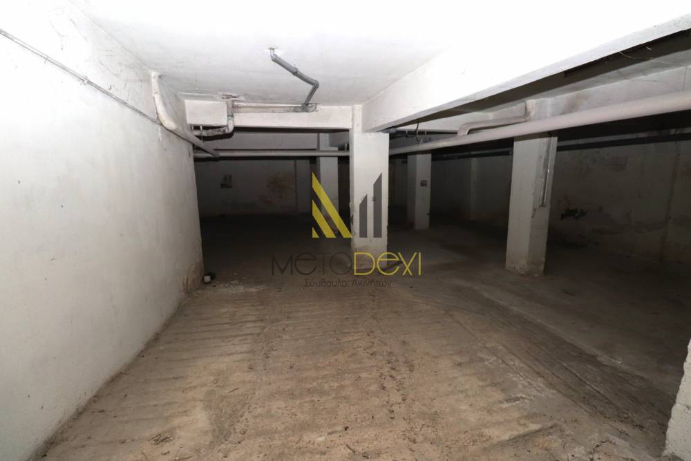 Parking 400 τ.μ. πρός πώληση, Θεσσαλονίκη - Περιφ/Κοί Δήμοι, Συκιές