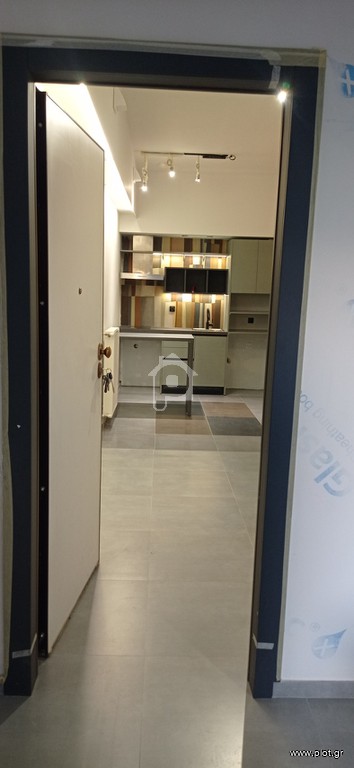 Studio / γκαρσονιέρα 40 τ.μ. προς ενοικίαση, Νέο Σιράκο