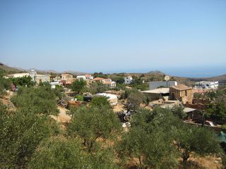 Οικόπεδο 4.500 τ.μ. προς πώληση, Αστράτηγος-thumb-6