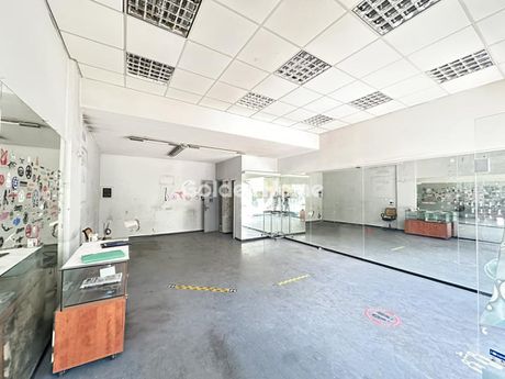 Κατάστημα 54 τ.μ. πρός ενοικίαση