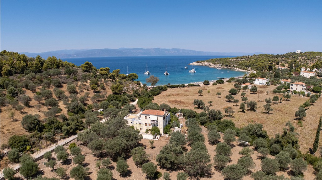 Μονοκατοικία 270 τ.μ. προς πώληση, Άγιοι Ανάργυροι Σπετσών