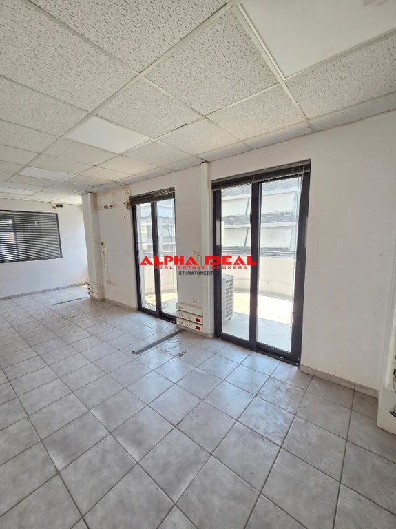 Business bulding 200 sqm for rent, Piraeus Suburbs, Keratsini