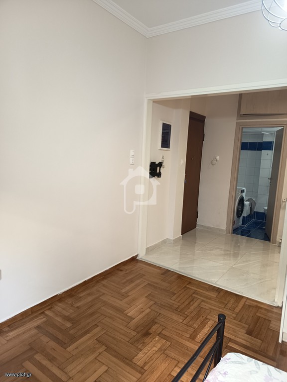 Studio / γκαρσονιέρα 30 τ.μ. προς ενοικίαση, Φρεαττύδα
