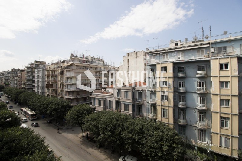 Studio / γκαρσονιέρα 40 τ.μ. προς ενοικίαση, Ροτόντα