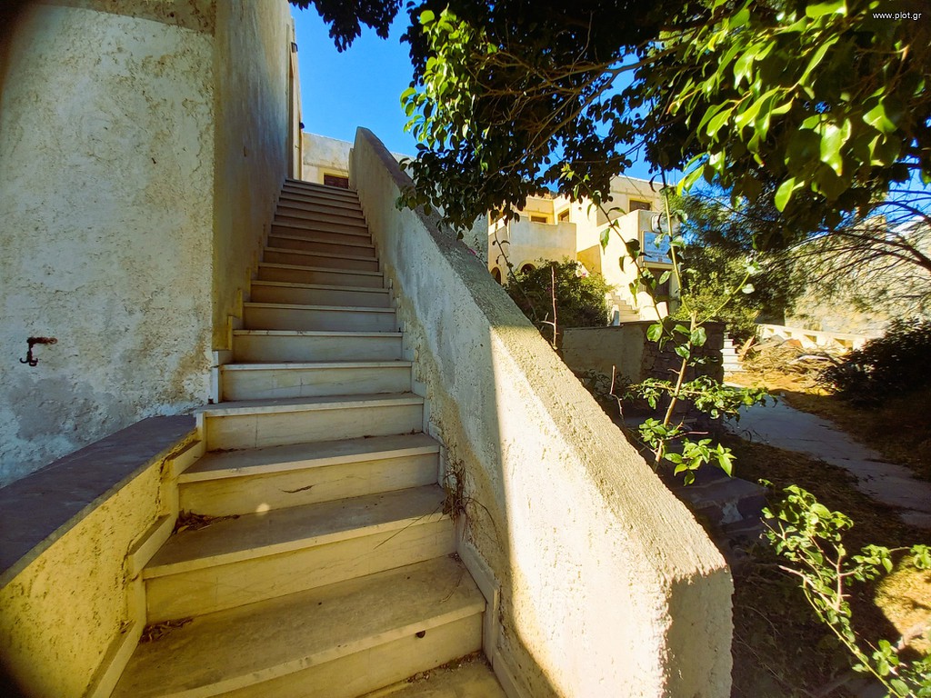 Συγκρότημα διαμερισμάτων 480 τ.μ. πρός πώληση, Ν. Λασιθίου, Ιεράπετρα