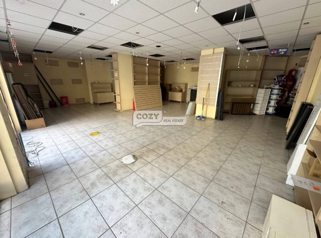 Κατάστημα 230 τ.μ. προς ενοικίαση, Ροτόντα