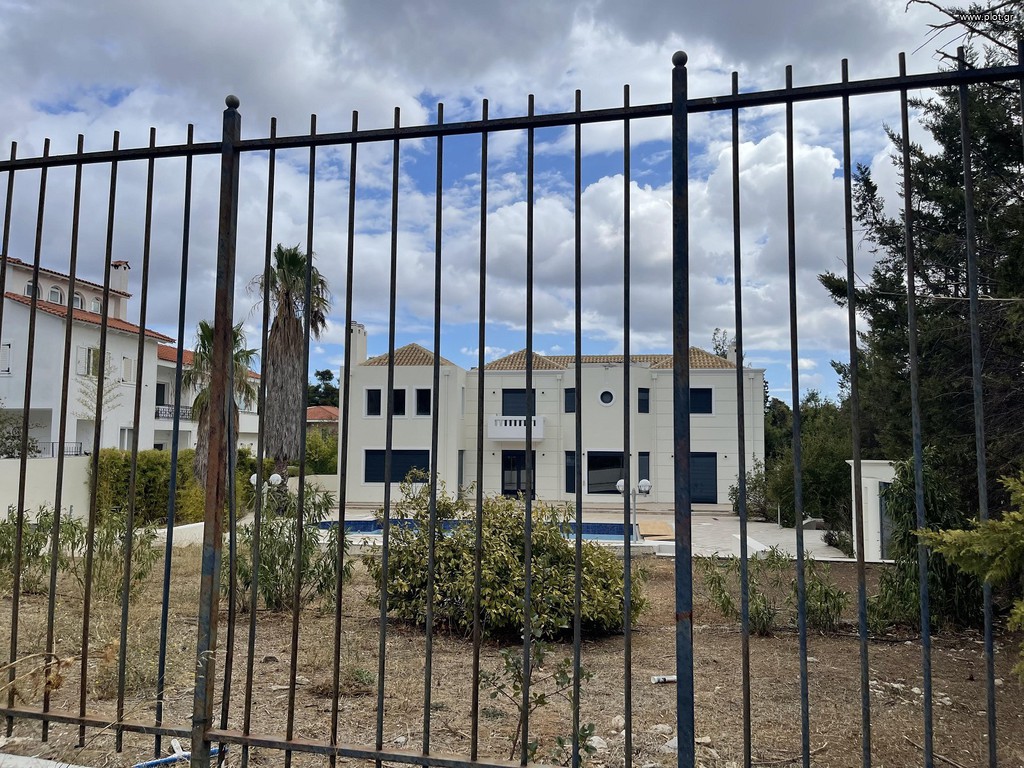 Μονοκατοικία 840 τ.μ. πρός πώληση, Αθήνα - Βόρεια Προάστια, Σταμάτα