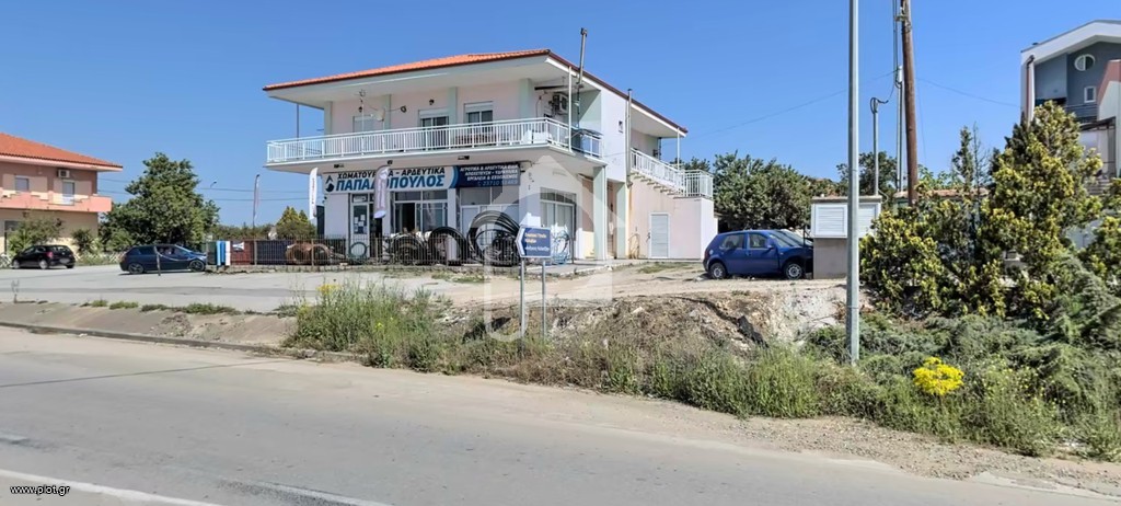 Κατάστημα 380 τ.μ. προς πώληση, Καλύβες Πολυγύρου