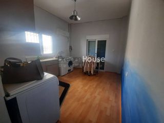 Studio / γκαρσονιέρα 28 τ.μ. προς πώληση, Κέντρο Πάτρας-thumb-1