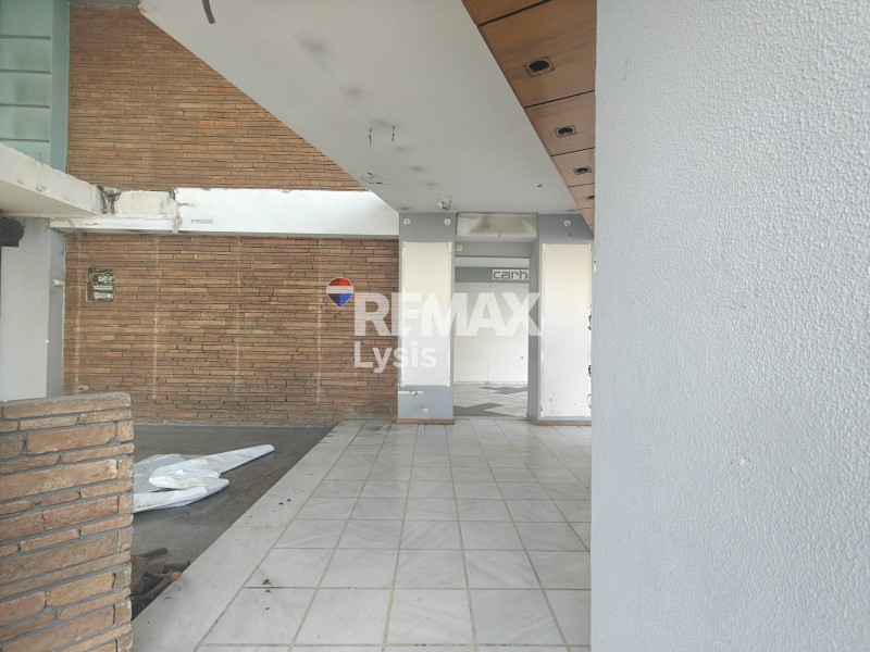 Κατάστημα 1.573 τ.μ. προς ενοικίαση, Τσούμπα