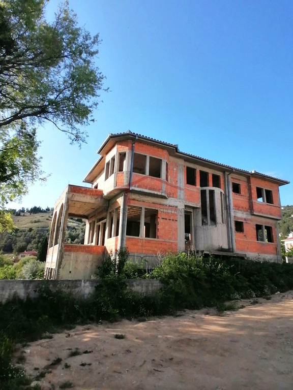 Μονοκατοικία 310 τ.μ. πρός πώληση, Μαγνησία, Πορταριά